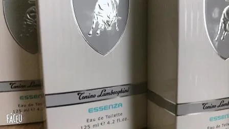 Gioielli con profumo UV a punti in rilievo con laminazione opaca impermeabile personalizzata, confezioni regalo di Natale, scatola di carta per profumi in cartone